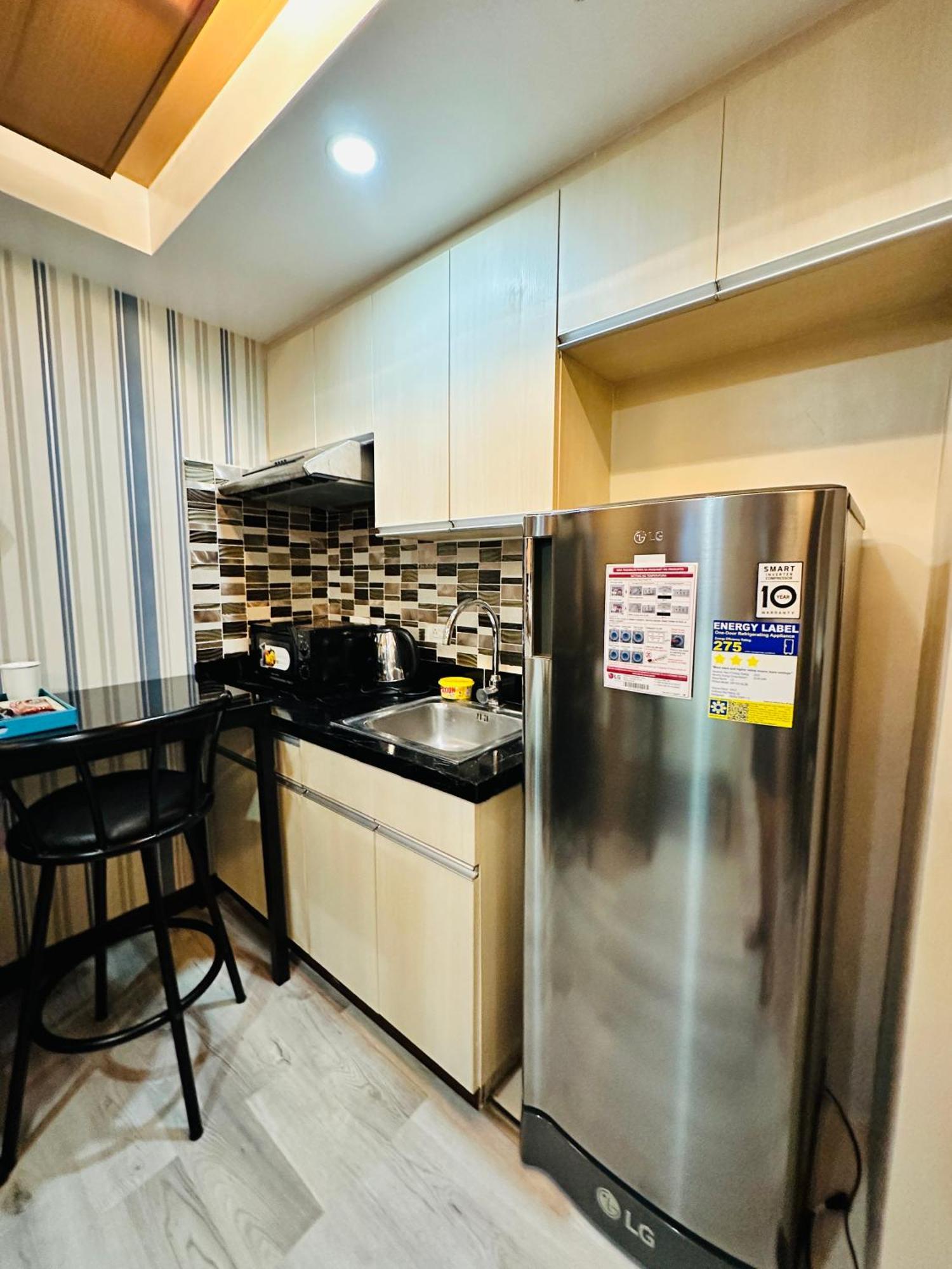 Feels Like Home Condos Abreeza Place Tower 1&2 Davao Exterior foto